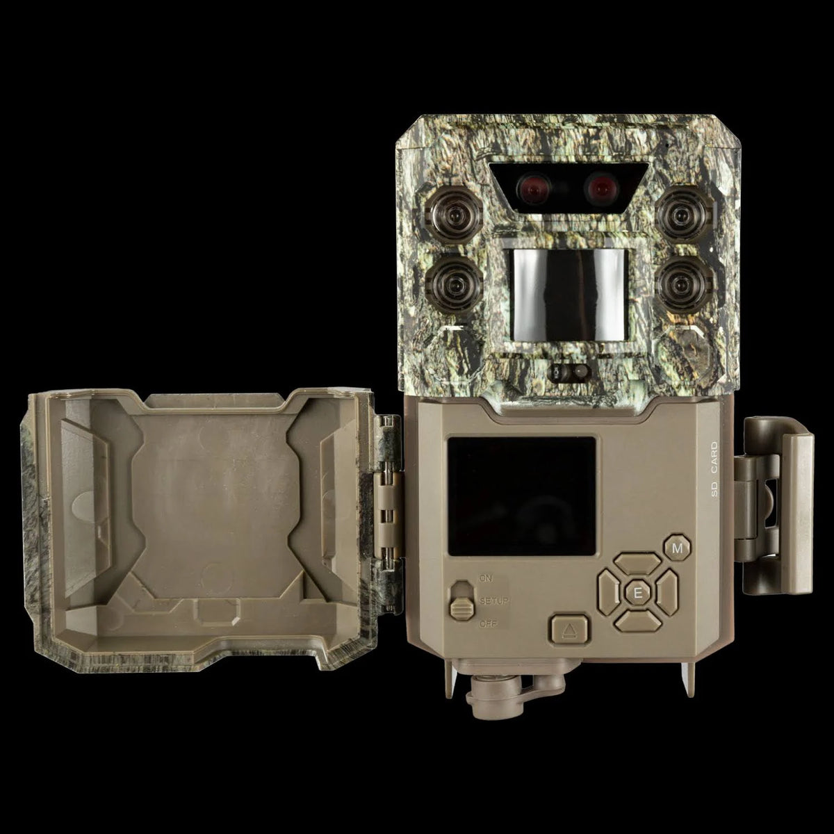 Low Glow Trail Camera D927803