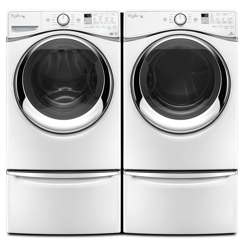 White Front-Loading Gas Dryer L543