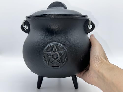 7.5" Diameter Cast Iron Cauldron with Lid and Handle M451