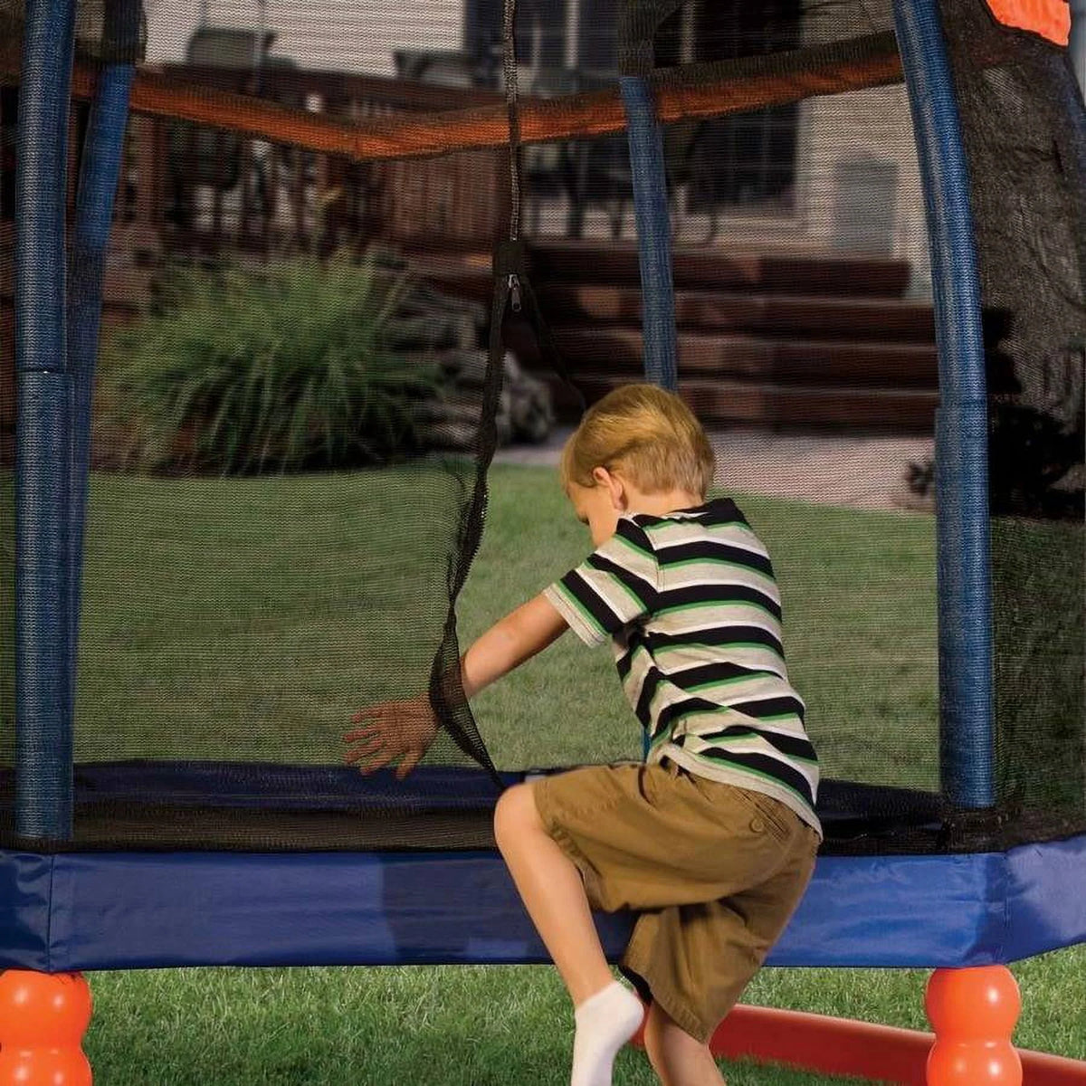 7-Foot Trampoline with Enclosure J8838