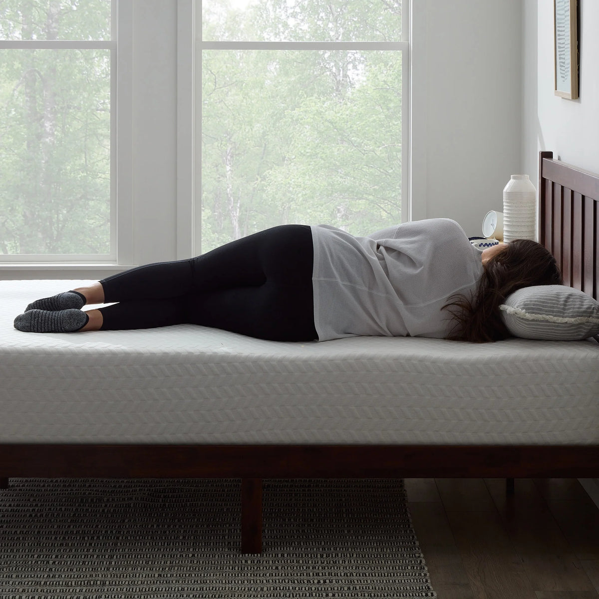 10 Gel Memory Foam Mattress Queen Z346015